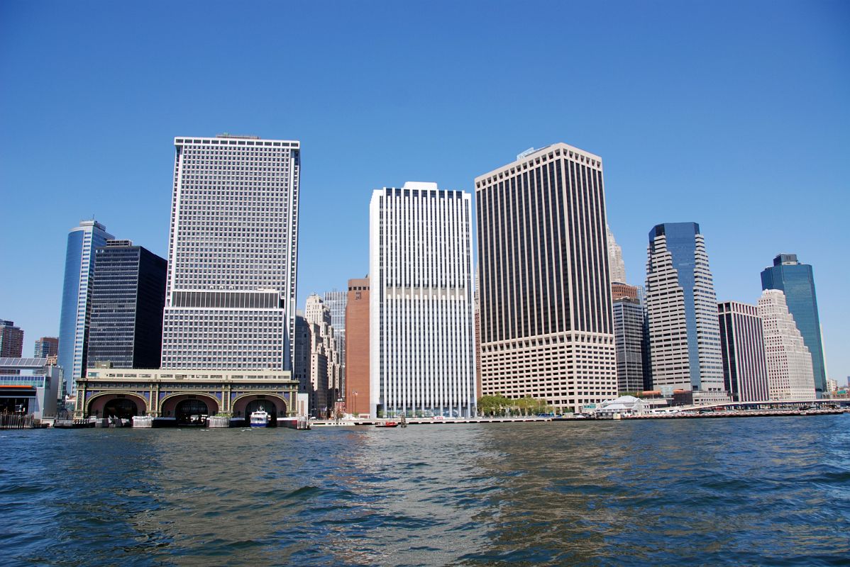 21-5 17 State St, 1 State St Plaza, 1 and 4 New York Plaza, 15 Broad St, 55 Water St From Cruise In New York Financial District